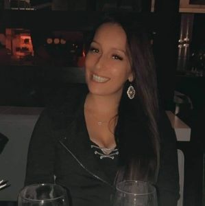 Meet your Posher, Genevieve